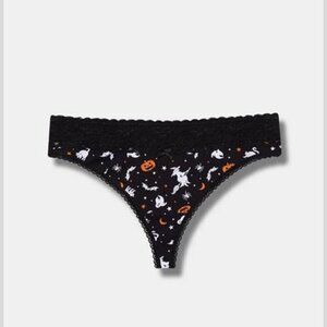 Torrid - Cotton Mid-Rise Thong Panty in Halloween Ride Away Black​​​​​